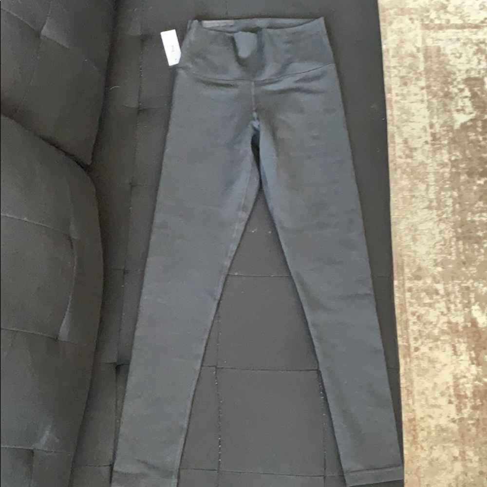 Aritzia Tna Legging